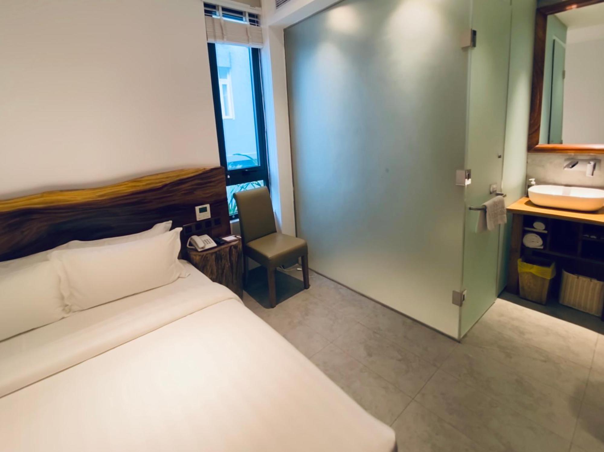 Sky Gem Central Hotel Хошимин Экстерьер фото