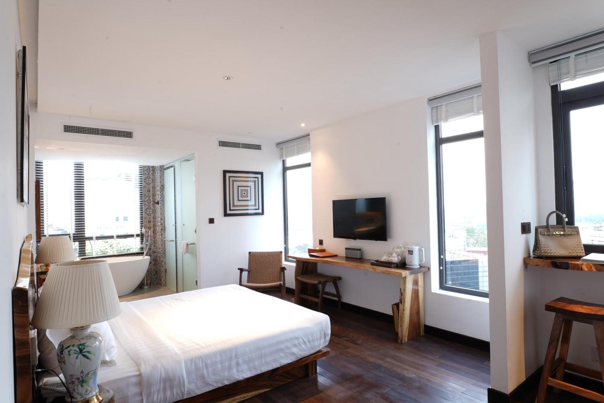 Sky Gem Central Hotel Хошимин Экстерьер фото
